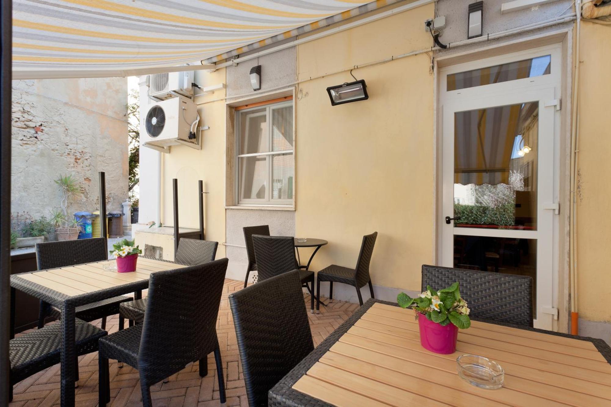 Parking Hotel Giardino Livorno Eksteriør bilde